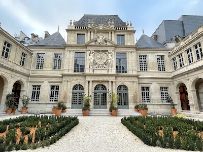 カルナヴァレ美術館（Musée Carnavalet）