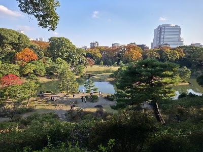 六義園