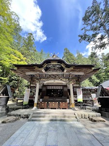 宝登山神社の参道